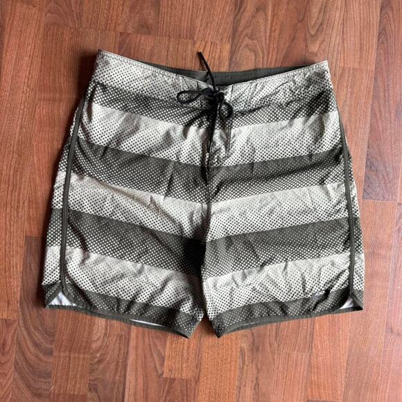 Y2K Oakley Shorts - Picture 1 of 8